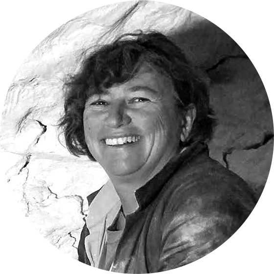 Leslie Van Gelder-headshot-biophilia-summit